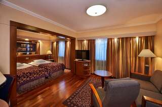 Отель Scandic Pohjanhovi Рованиеми Улучшенный двухместный номер с 2 отдельными кроватями-1